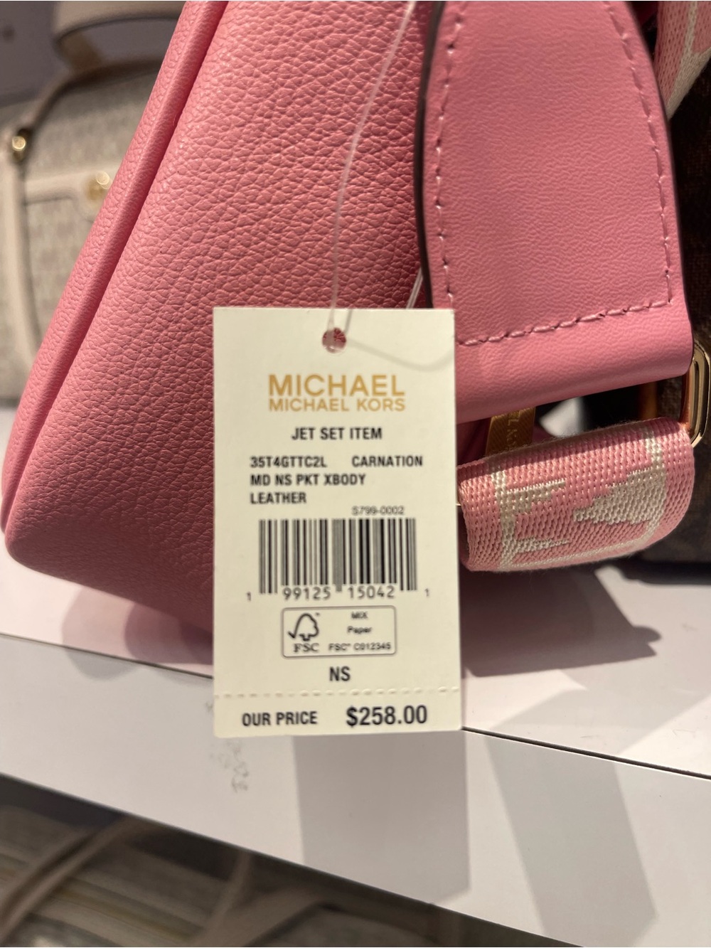 MICHAEL KORS Jet Set Medium Leather Crossbody Flight Bag
Carnation
NWT - Picture 11 of 16
